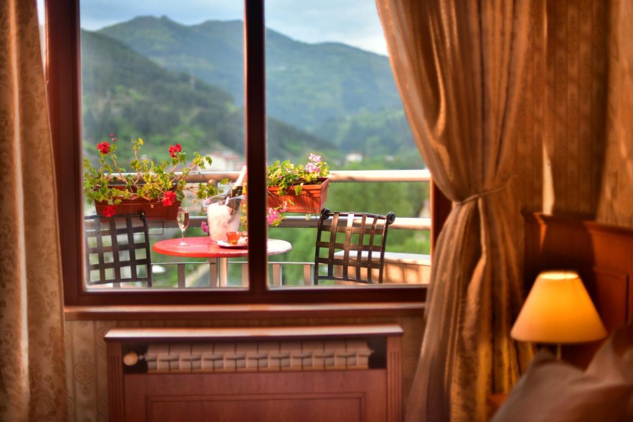 Mountain Boutique Family Hotel Devin Exterior foto