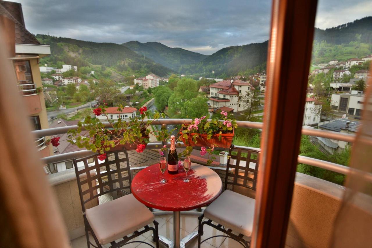 Mountain Boutique Family Hotel Devin Exterior foto