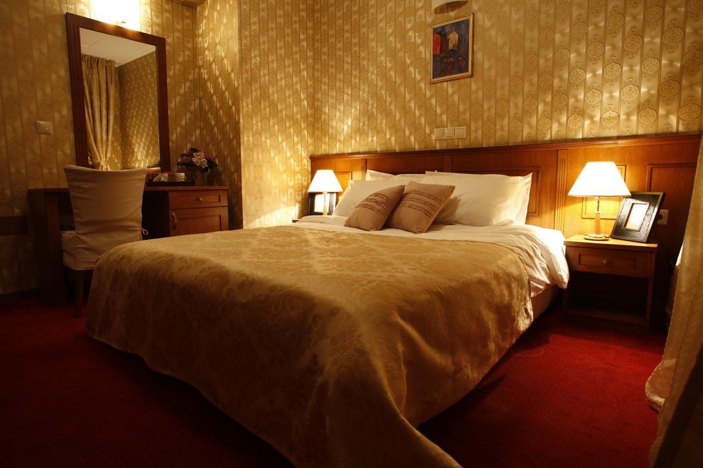 Mountain Boutique Family Hotel Devin Quarto foto